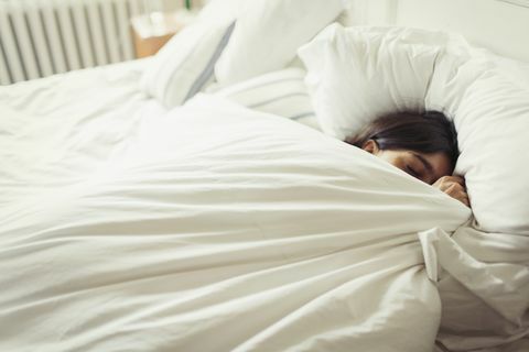 Uusi tutkimus osoittaa, että stressi voi vaikuttaa nukkumiseesi