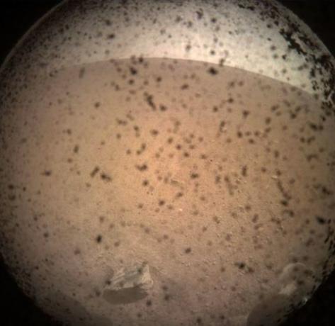 NASA Insight Lander jakaa ensimmäisen kuvan Marsin pinnasta - Mars-operaation valokuvat